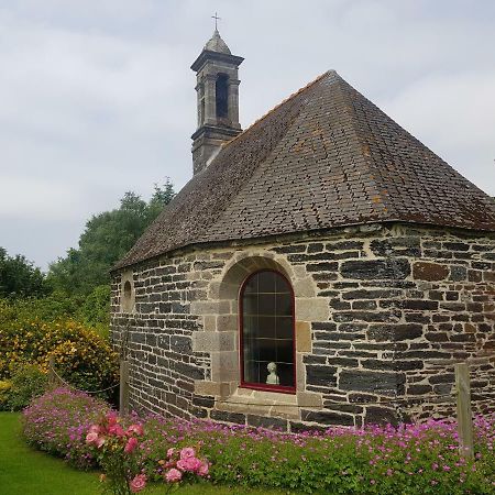Briec Gite Atypique Dans Une Chapelle מראה חיצוני תמונה