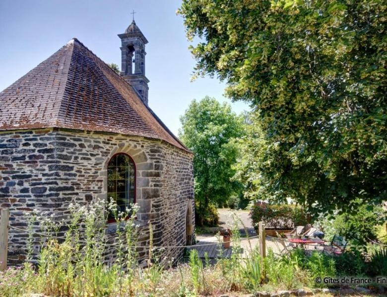 Briec Gite Atypique Dans Une Chapelle מראה חיצוני תמונה